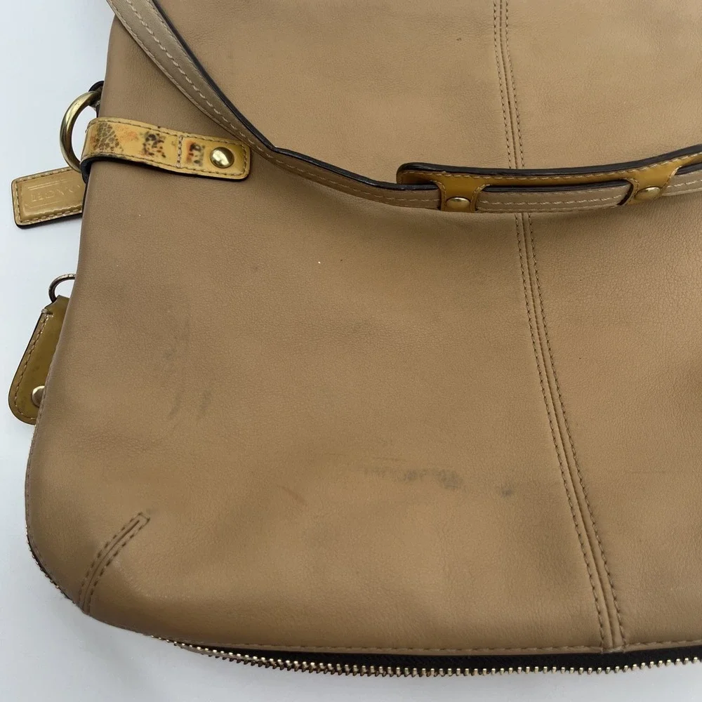Coach Vintage‎ Foldover Women's Tote and Shoulder Bag 13380 152315971